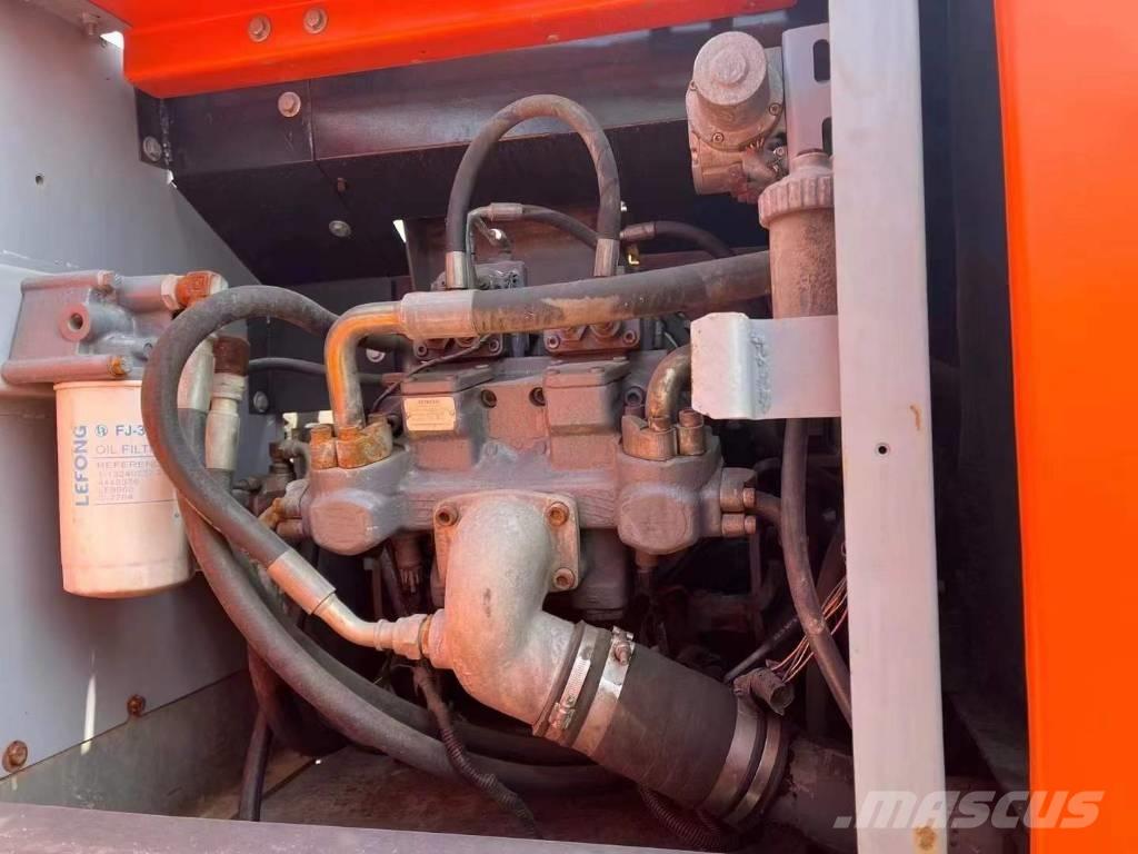 Hitachi zaxis240 Telakaivukoneet