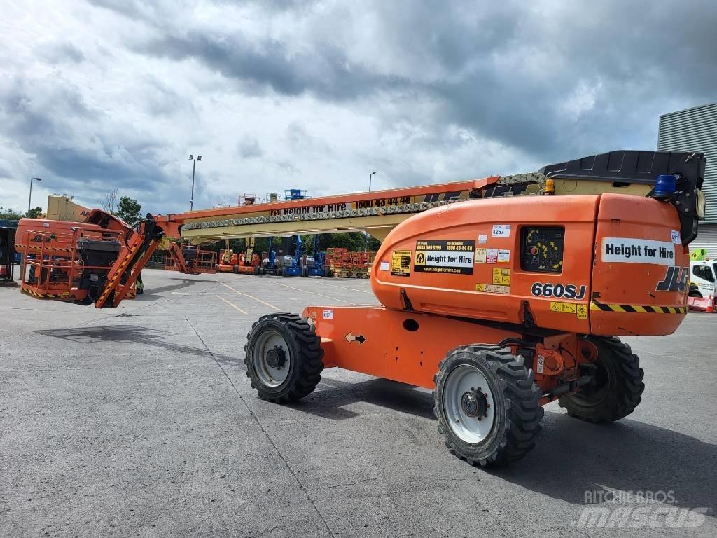 JLG 660 SJ Teleskooppipuominostimet