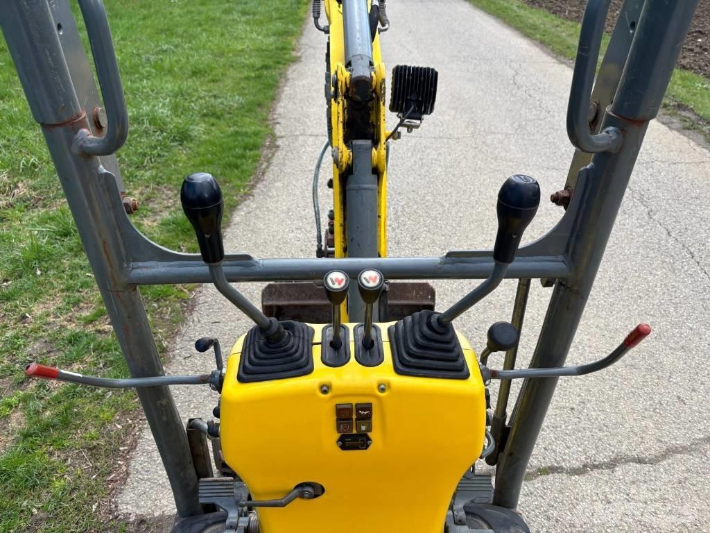 Wacker Neuson 803 Minikaivukoneet < 7t