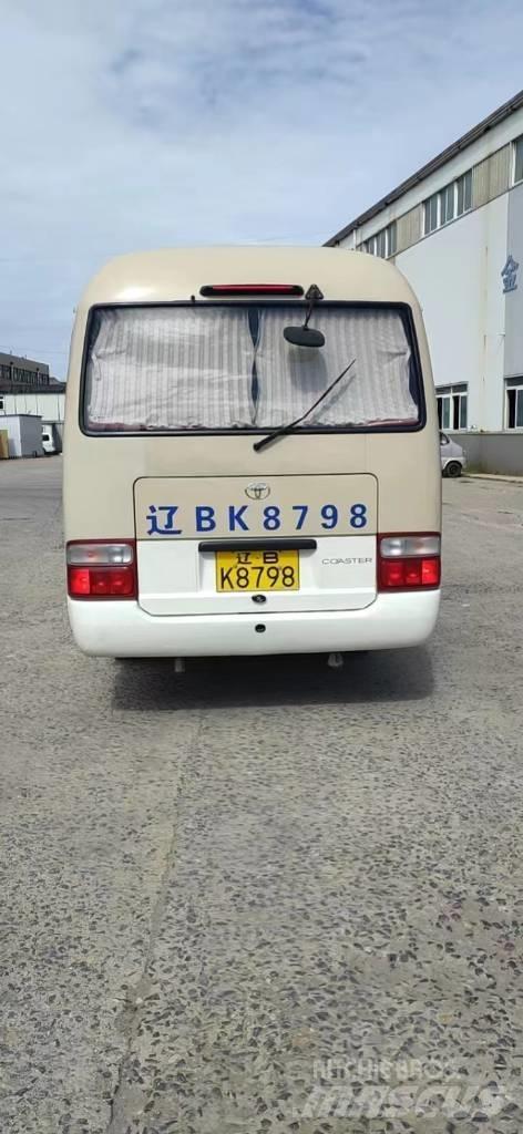 Toyota Coaster Bus Minibussit