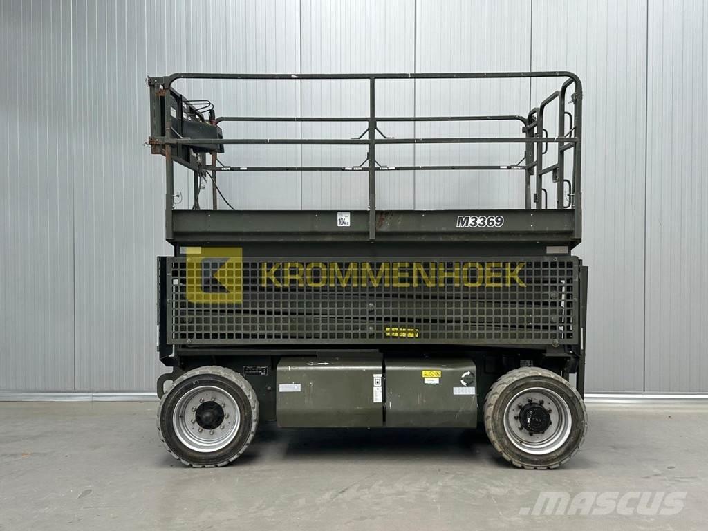 JLG M 3369 Saksilavat