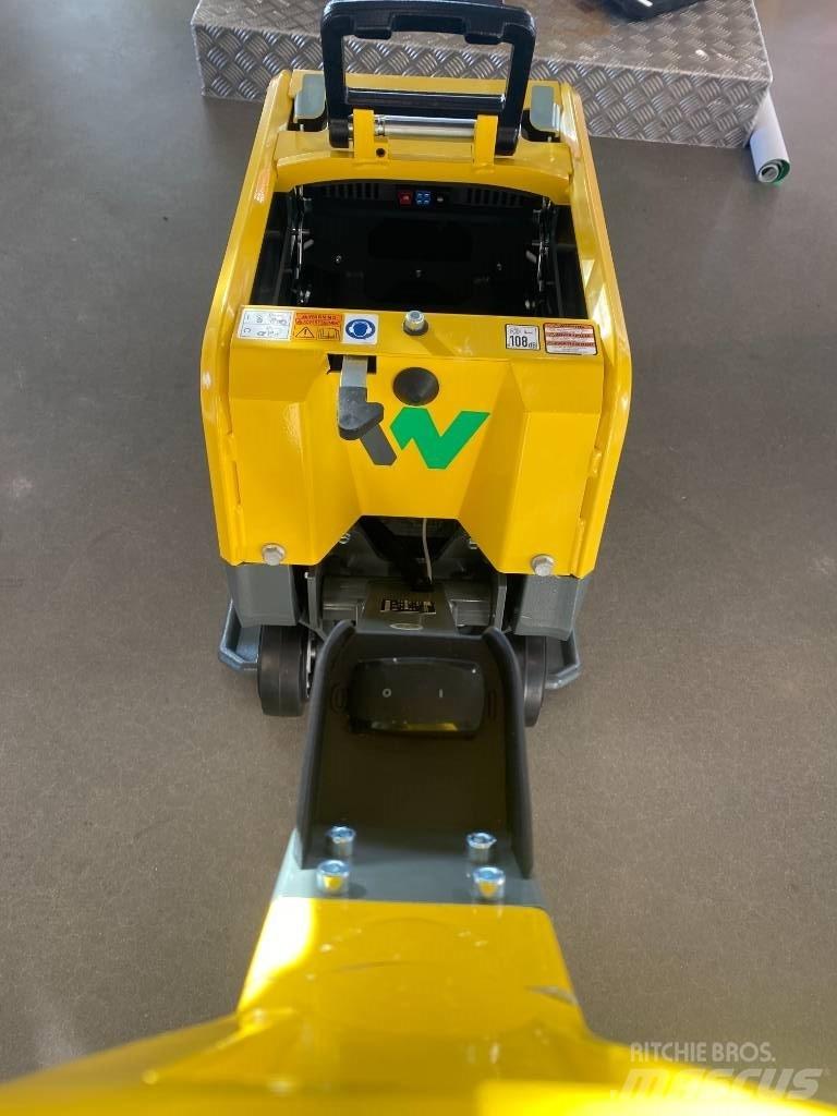 Wacker Neuson 3050 Tärylevyt
