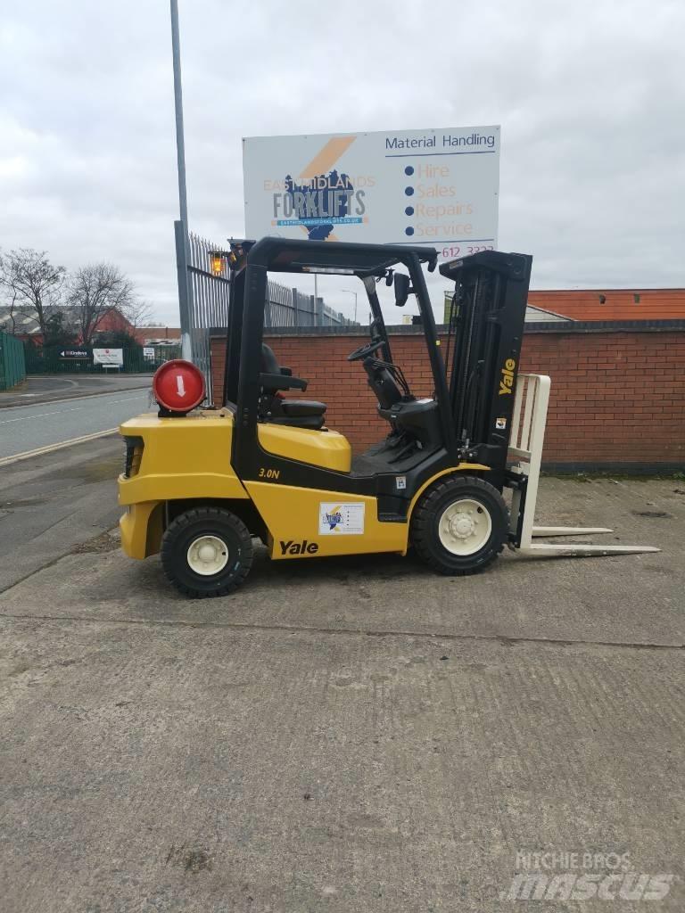 Yale GLP30 N Nestekaasutrukit