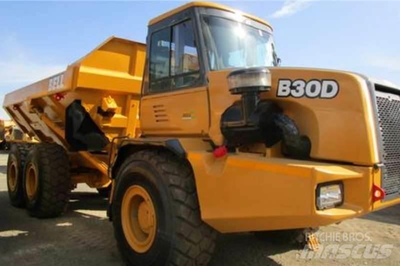 Bell B30D Dumpperit