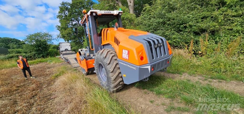 Hamm HC 130i Yksivalssijyrät