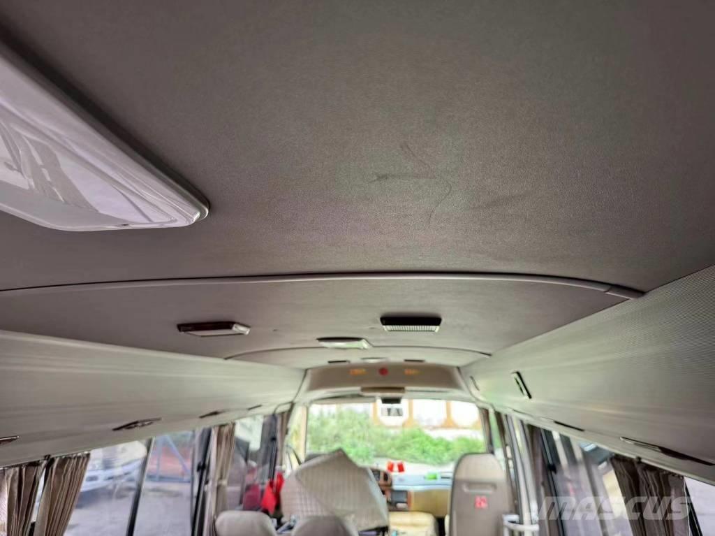 Toyota Coaster Bus Minibussit