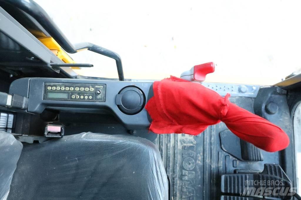 Komatsu PC 210-8 Minikaivukoneet < 7t