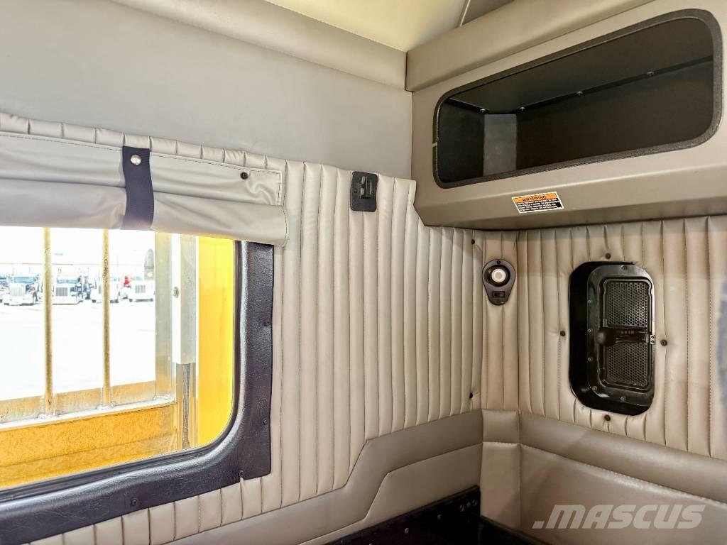 Kenworth W900 Vetopöytäautot