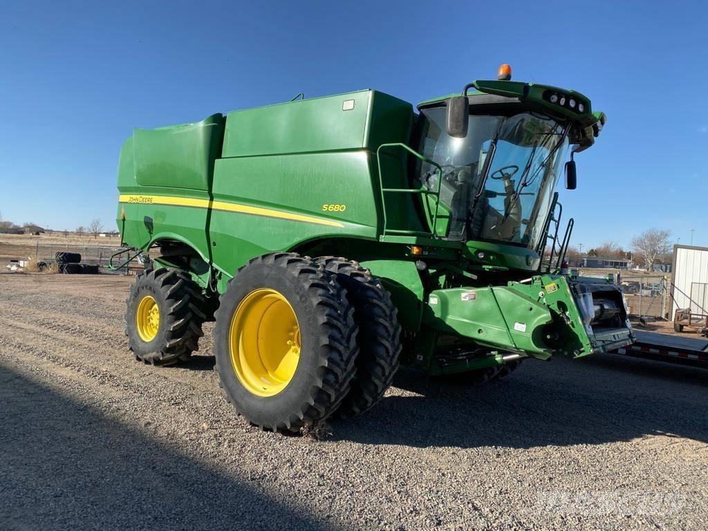 John Deere S 680 Leikkuupuimurit
