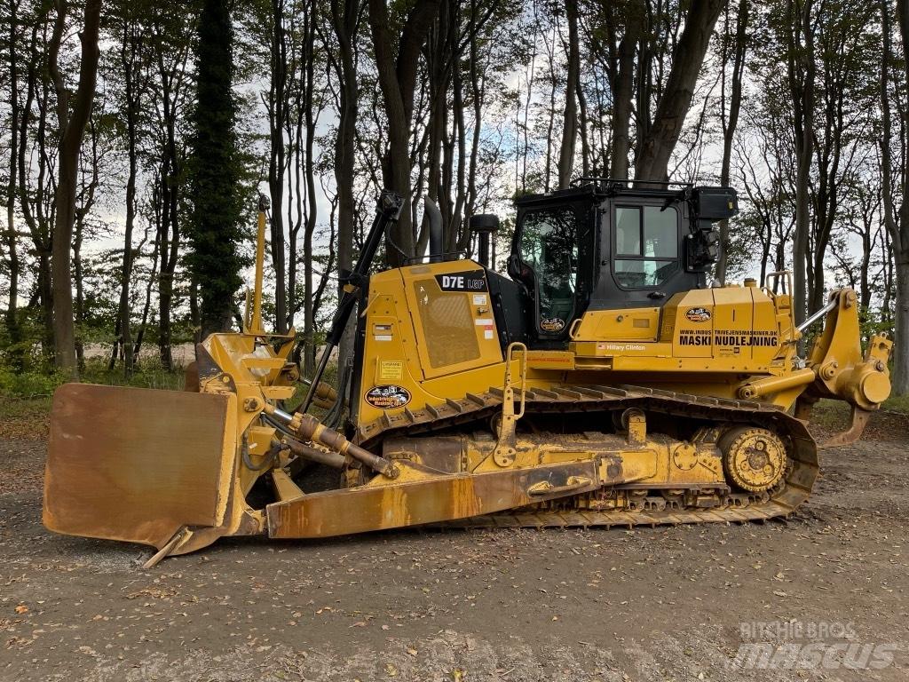 CAT D 7 E Telaketjupuskutraktorit