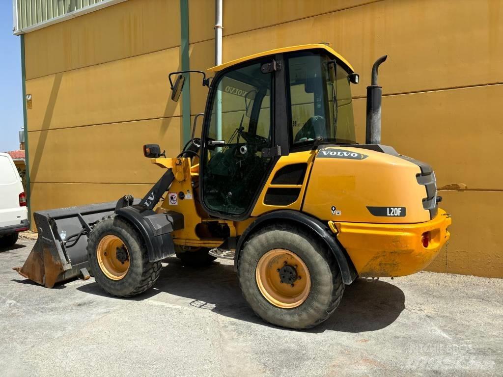 Volvo L 25 F Pyöräkuormaajat