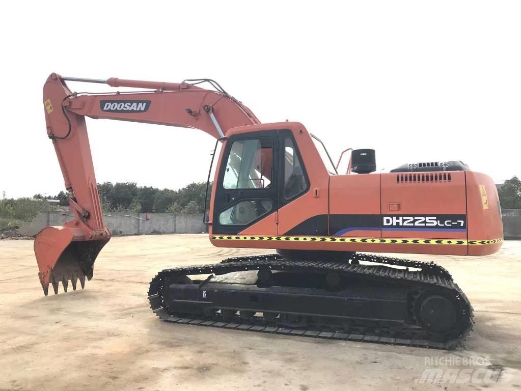 Doosan DH 225 LC-9 Telakaivukoneet