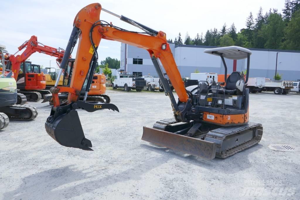 Hitachi ZX40U-3 Minikaivukoneet < 7t