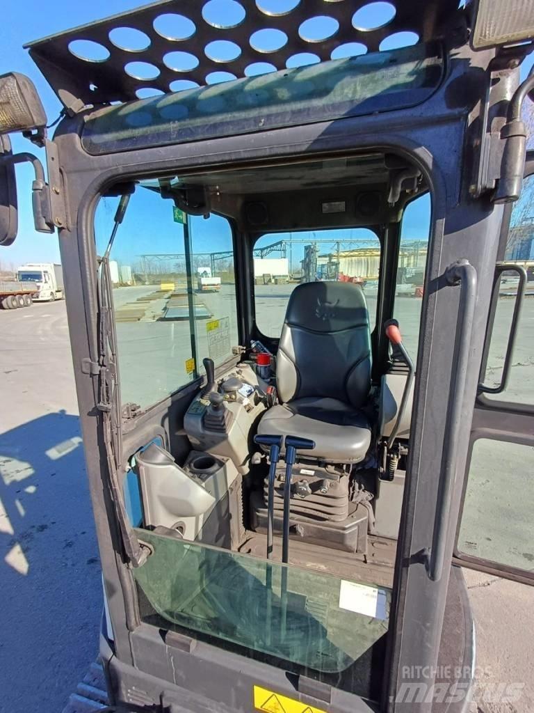 Bobcat E26 Minikaivukoneet < 7t