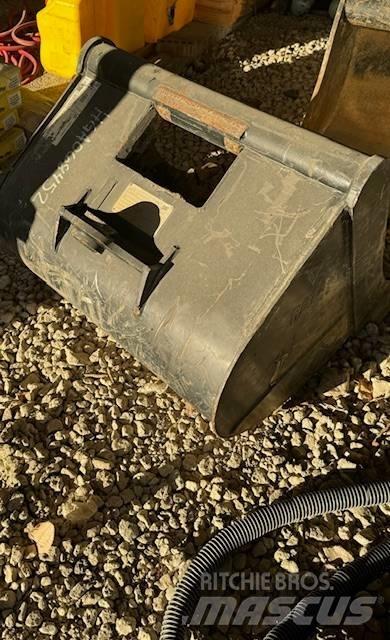 CAT Bucket Muut