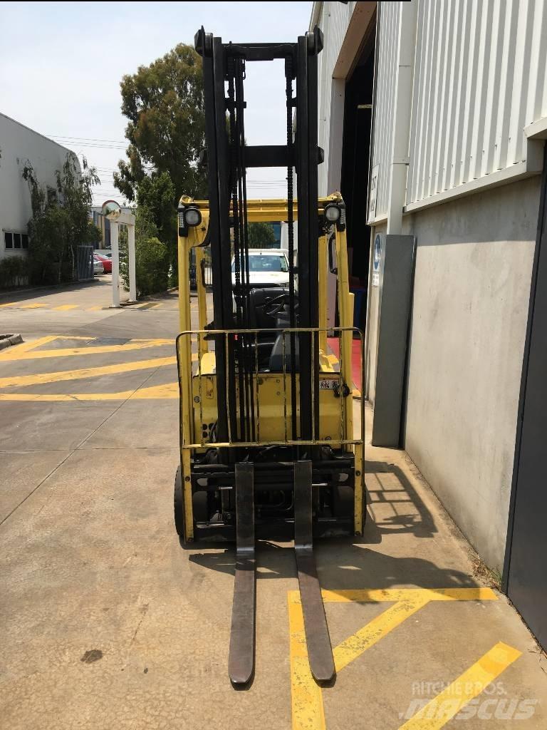 Hyster J1.8XNT Sähkötrukit