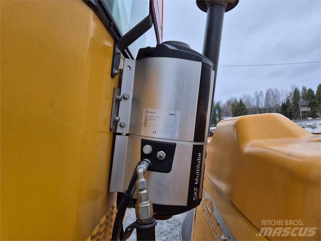 Wille 855C Taajamatraktorit