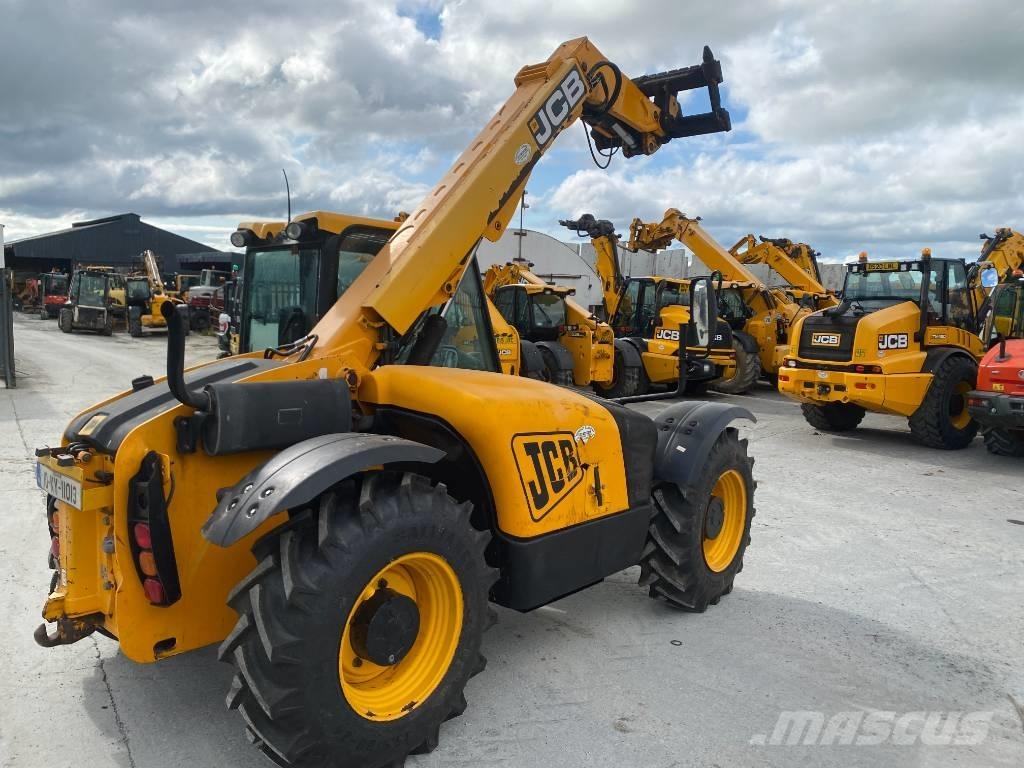 JCB 526-56 Maatalouskurottajat