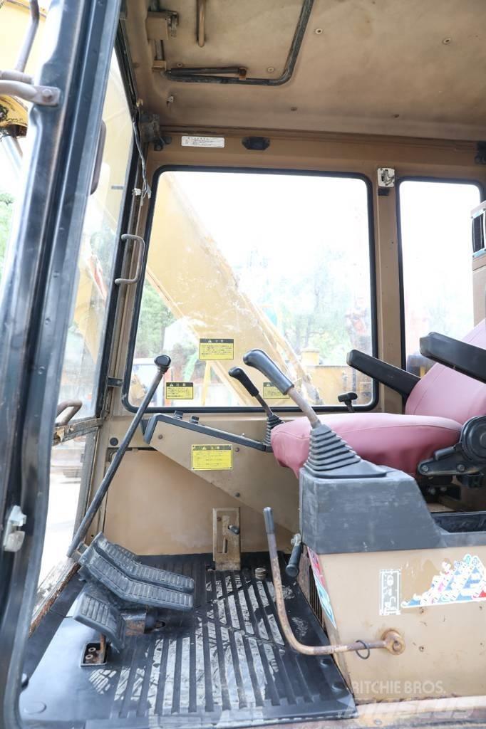 CAT E 70 B Minikaivukoneet < 7t