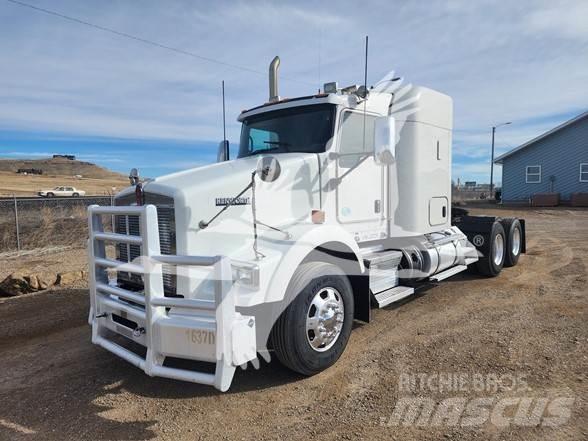 Kenworth T800 Vetopöytäautot
