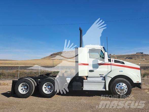 Kenworth T880 Vetopöytäautot