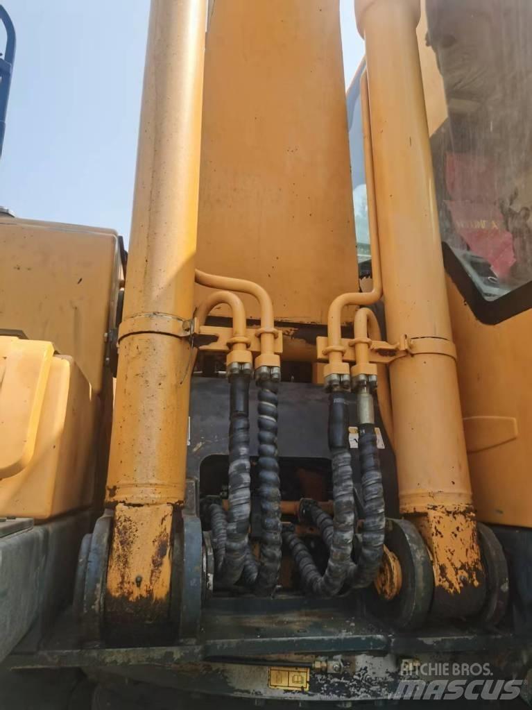 Hyundai R210W-9 Pyöräkaivukoneet