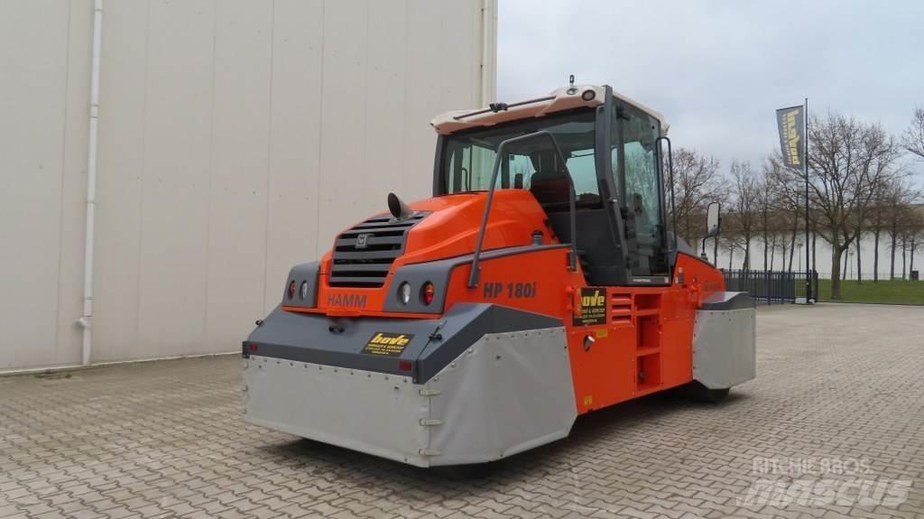 Hamm HP180i Kumipyöräjyrät