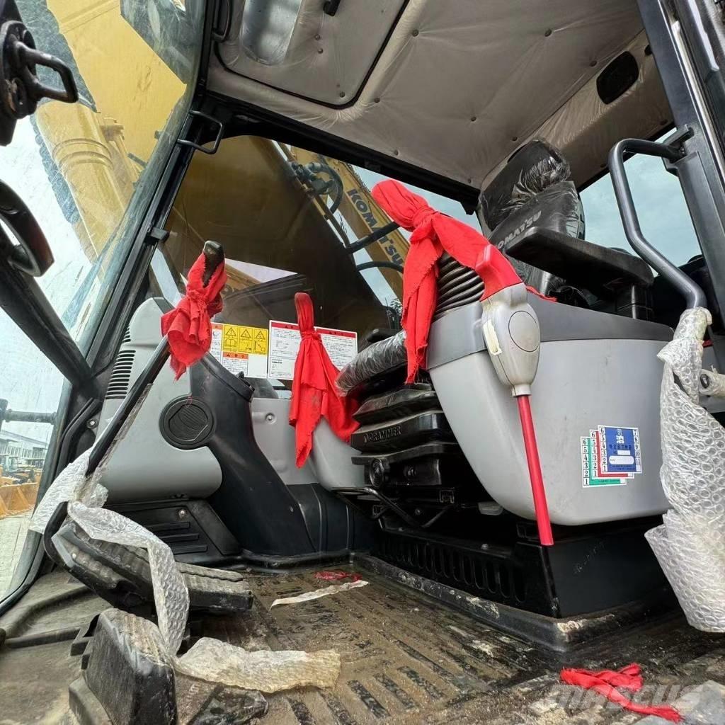 Komatsu PC 220-8 Telakaivukoneet