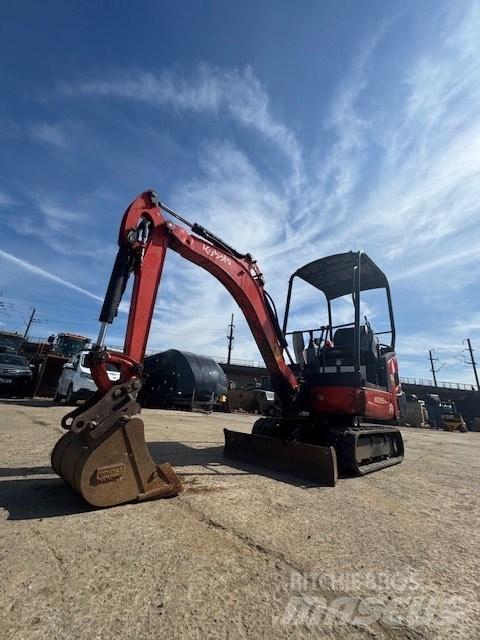 Kubota KX 015-4 Minikaivukoneet < 7t