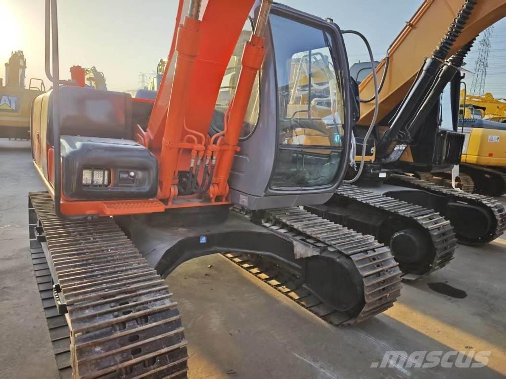 Hitachi ZX 120 Telakaivukoneet
