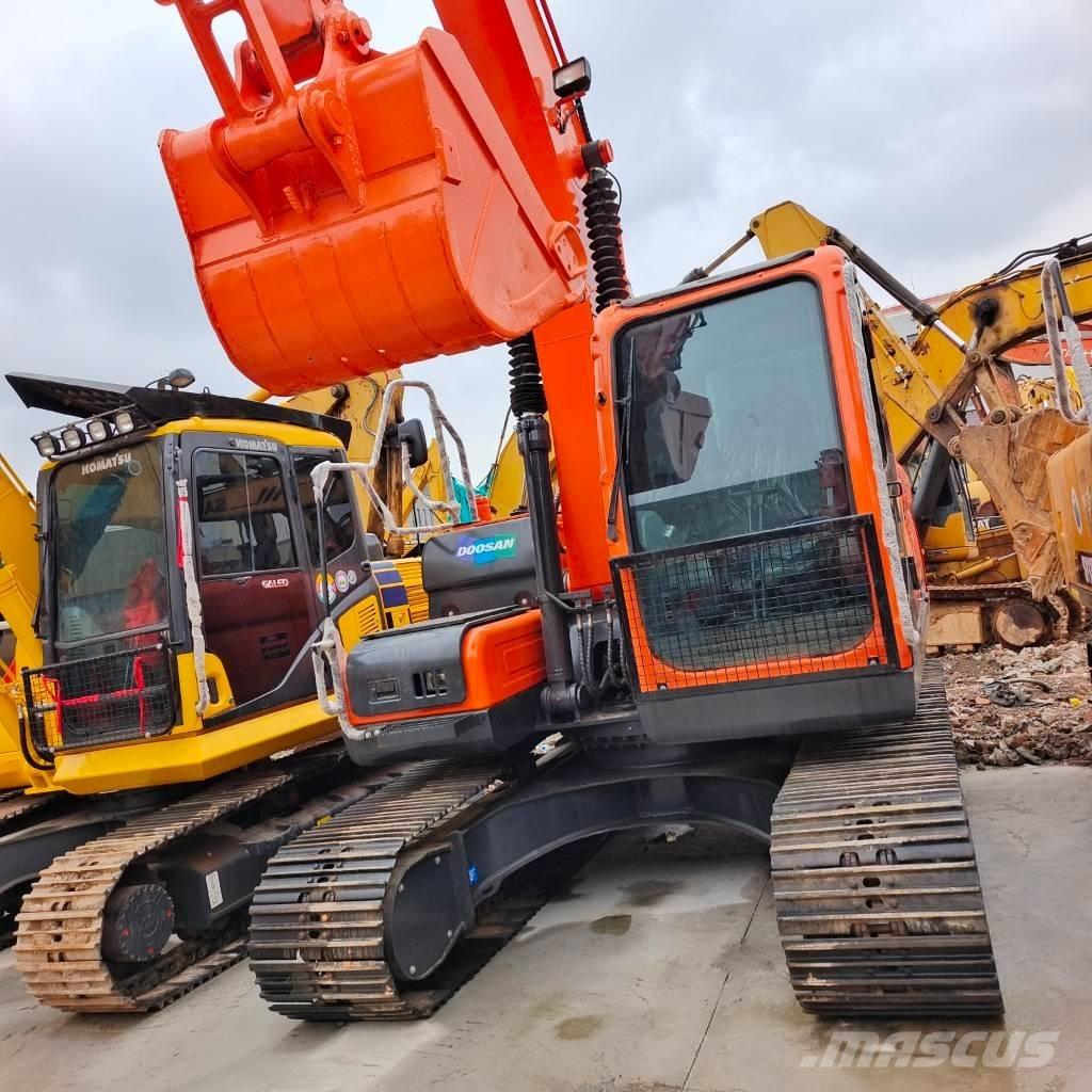 Doosan DX 150 LC Telakaivukoneet