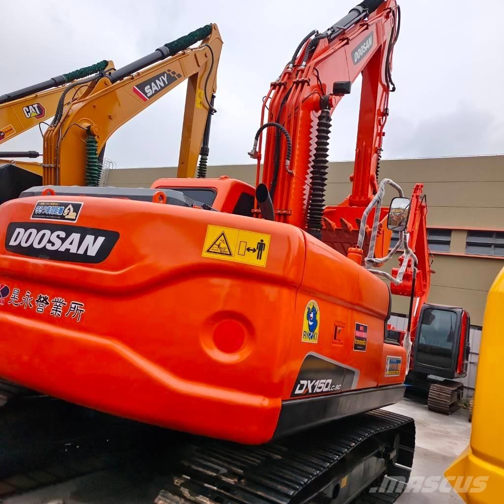 Doosan DX 150 LC Telakaivukoneet