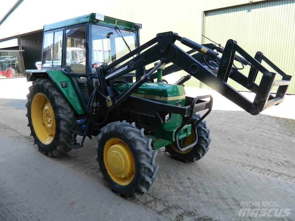 John Deere 2130 Traktorit