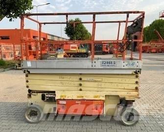 JLG 3246 ES Saksilavat