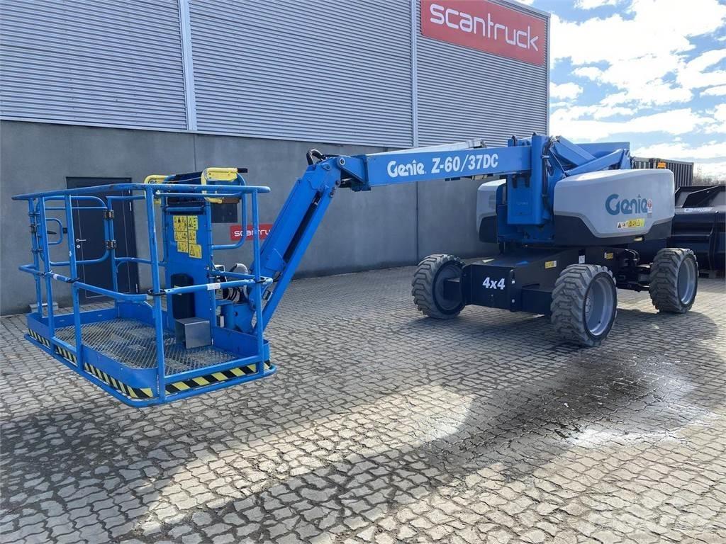 Genie Z60/37 DC Kuukulkijat