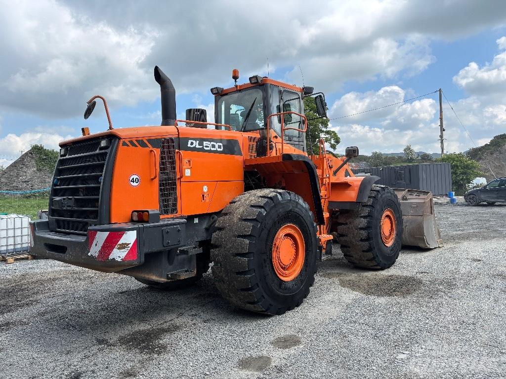 Doosan DL 500 Pyöräkuormaajat