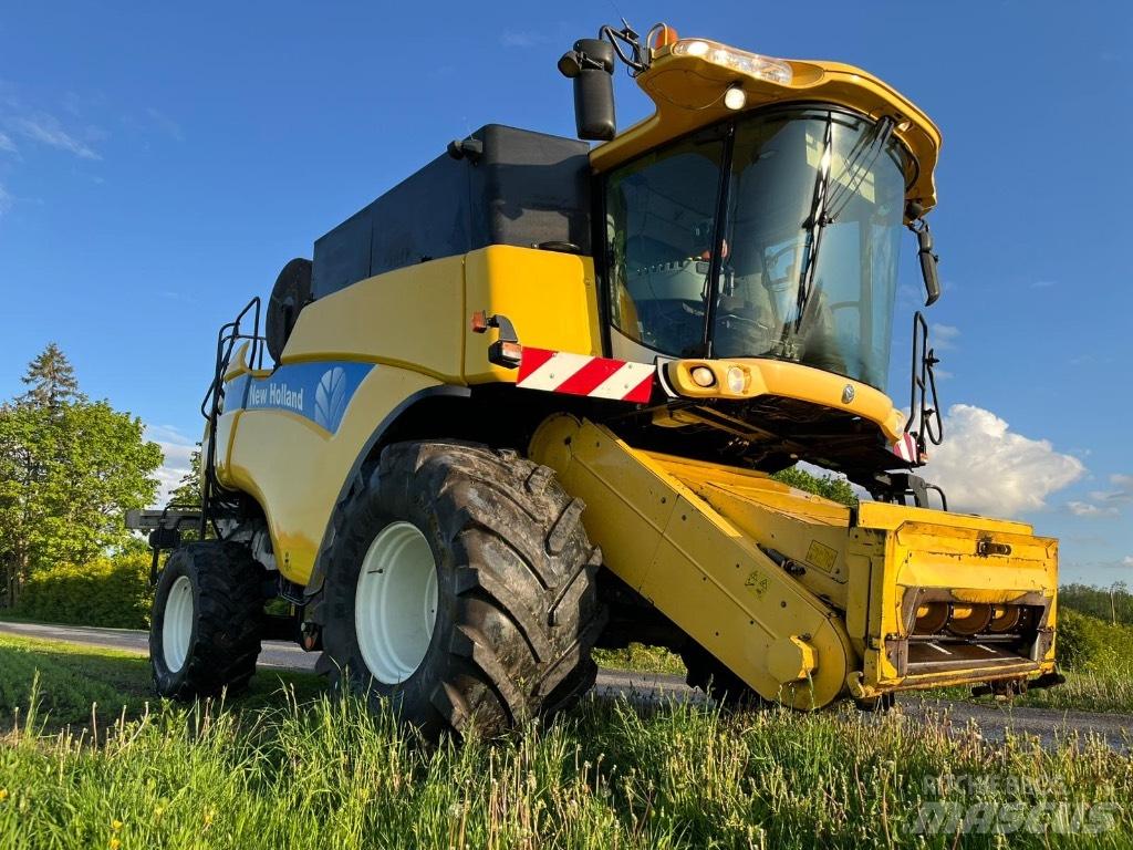 New Holland CX 860 Leikkuupuimurit