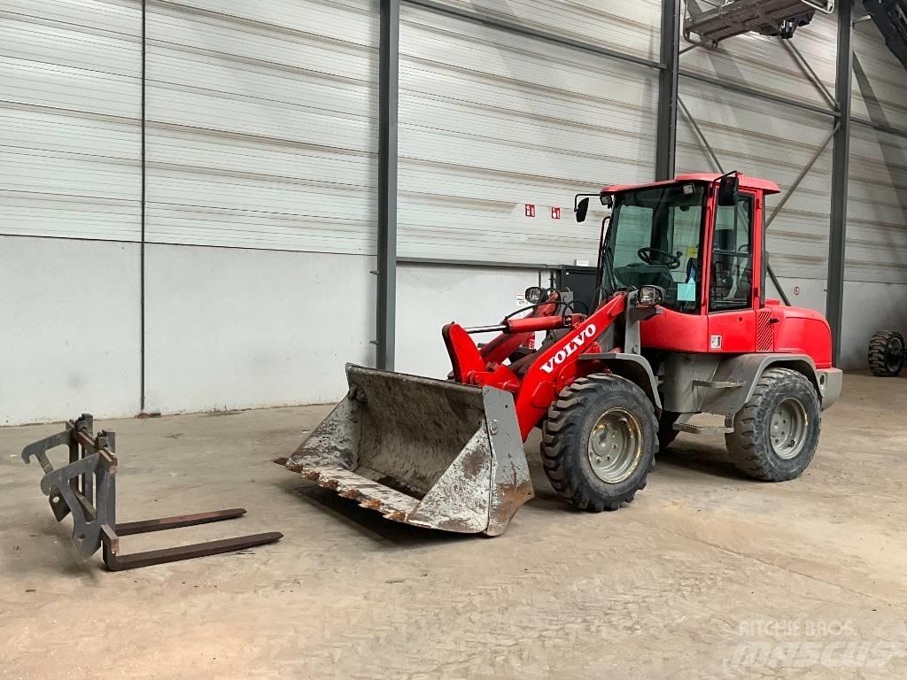 Volvo L 30 G Pyöräkuormaajat