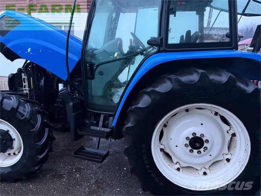 New Holland T5060 Traktorit