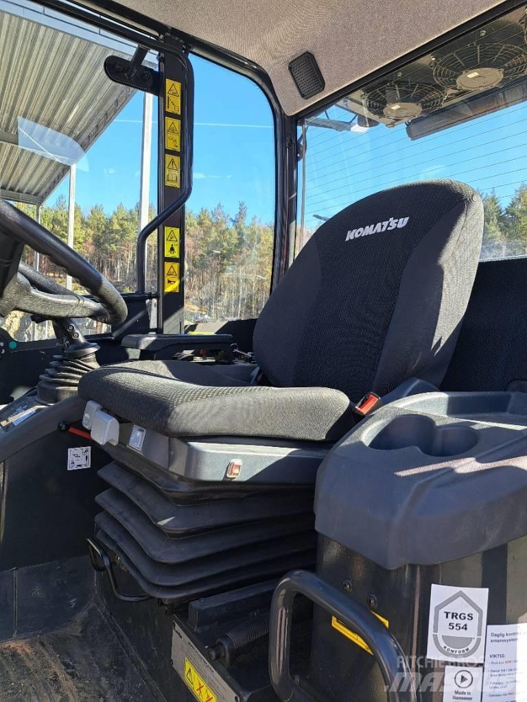 Komatsu WA 80 M Pyöräkuormaajat