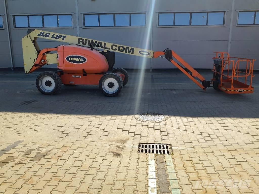 JLG 600AJ Kuukulkijat