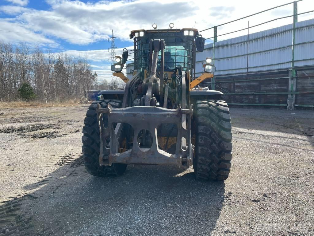 Volvo L 120 H Pyöräkuormaajat