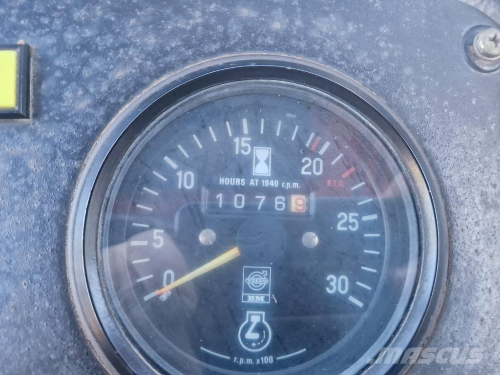 Volvo BM 500 Traktorit