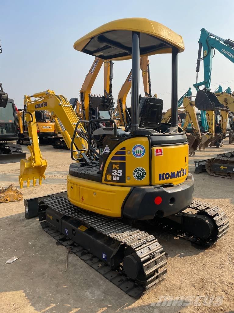 Komatsu PC35 Minikaivukoneet < 7t