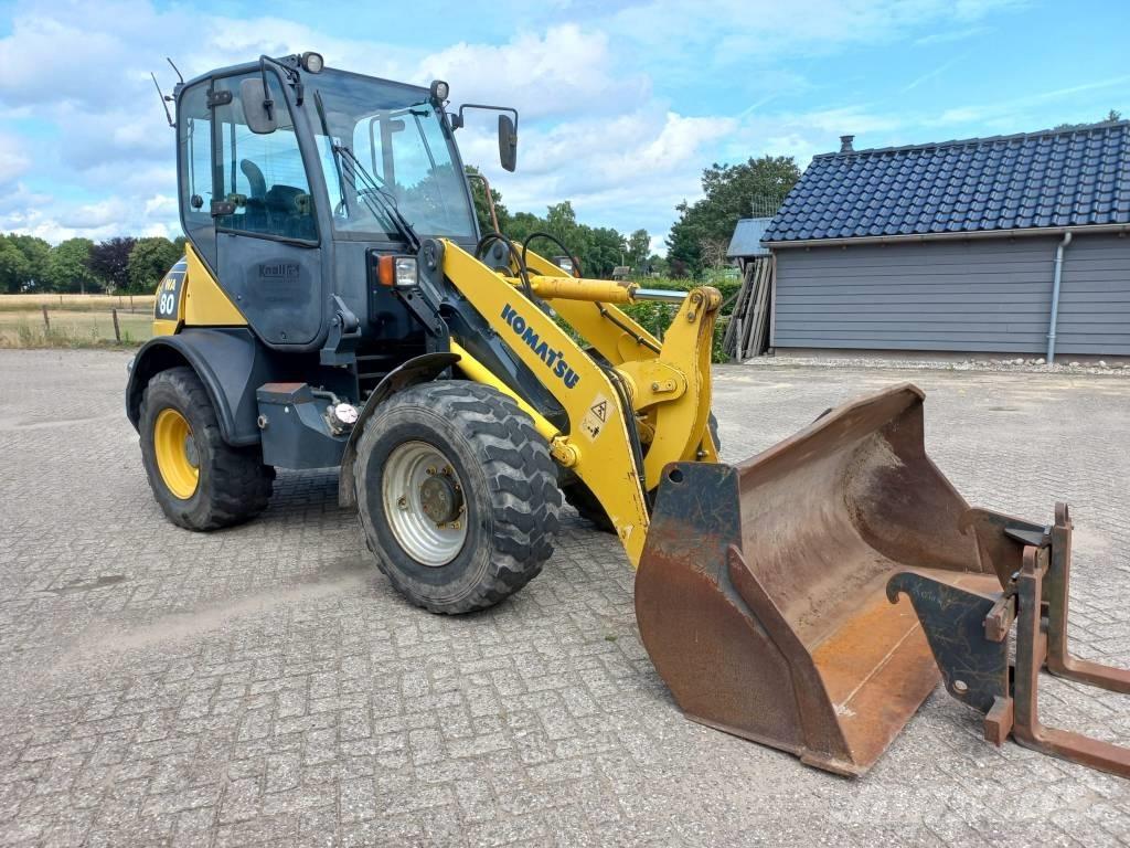 Komatsu WA 80-6 Pyöräkuormaajat