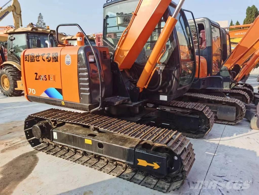 Hitachi ZX 70 Midikaivukoneet 7t - 12t