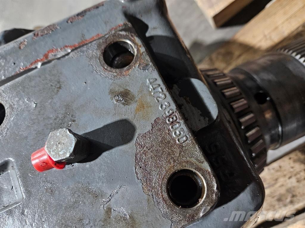 Liebherr 10472933 Akselit