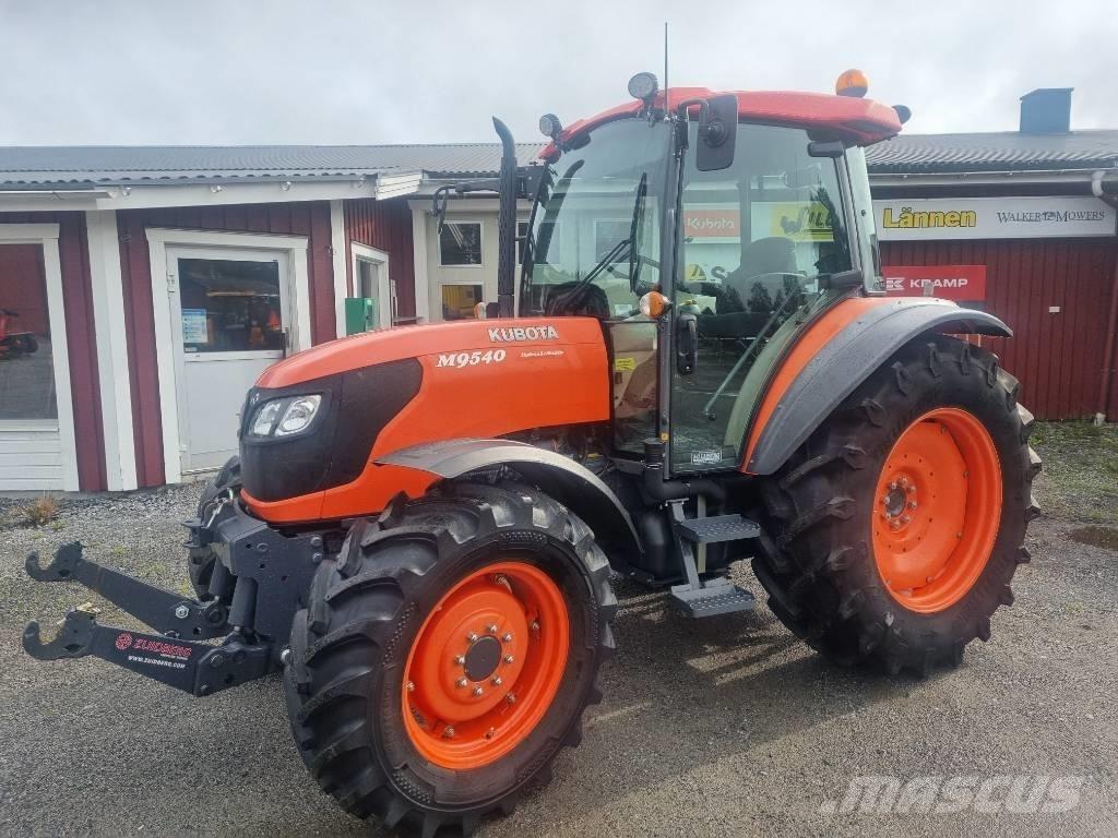 Kubota M 9540 Traktorit