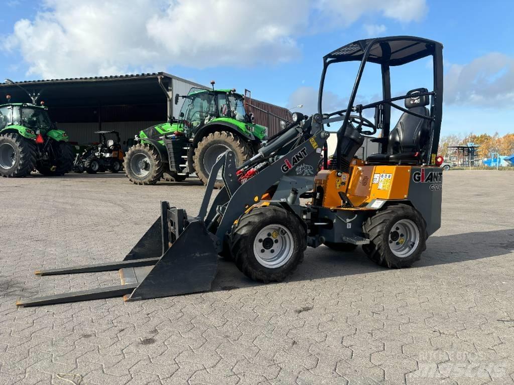 GiANT G 1200 Liukuohjatut kuormaajat