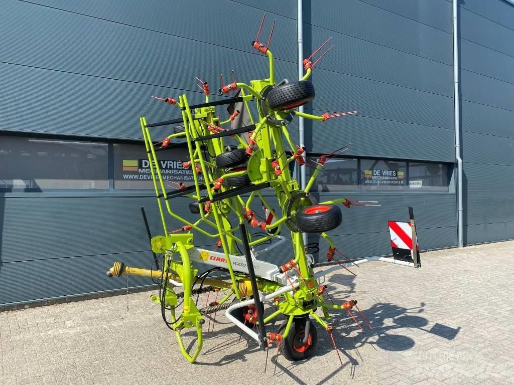 CLAAS Volto 900 Pöyhimet ja haravat
